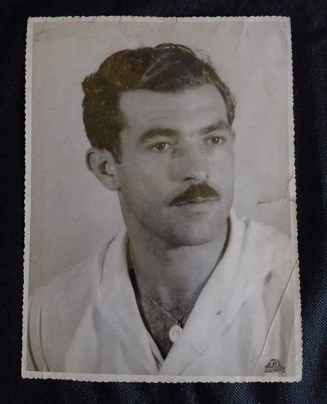 Fotografía Vintage Atilio García con Camiseta de Nacional - Estudio Del Río (c. 1940s/50s)