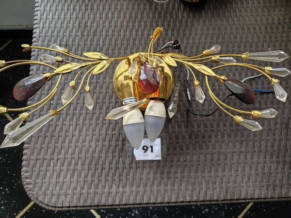 Lámpara de Pared en Bronce con Caireles de Vidrio