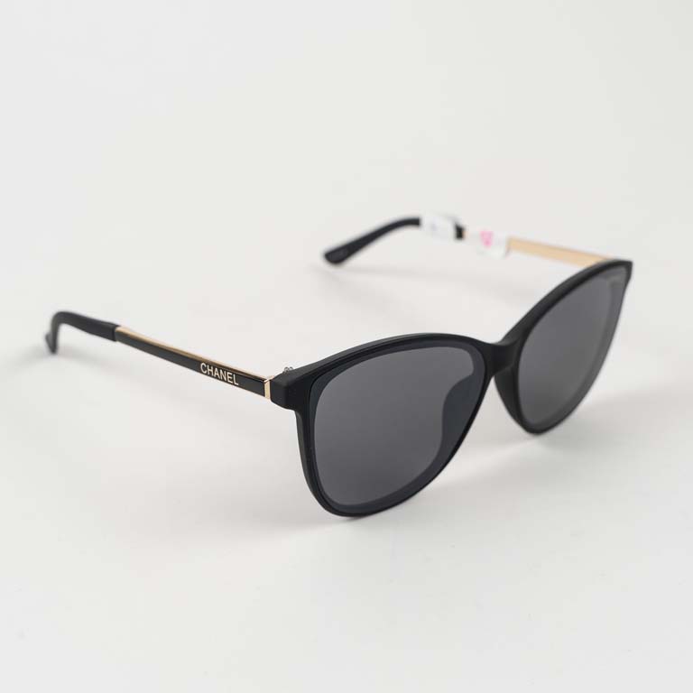 Lote anterior: Lentes de sol de alta calidad con caso de lujo