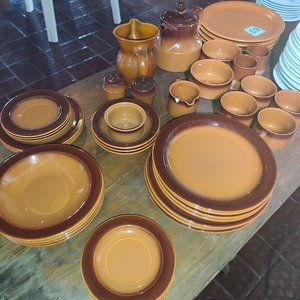 Lote anterior: Juego de Cerámica Marrón 42 Piezas: Platos, Tazas y Jarra