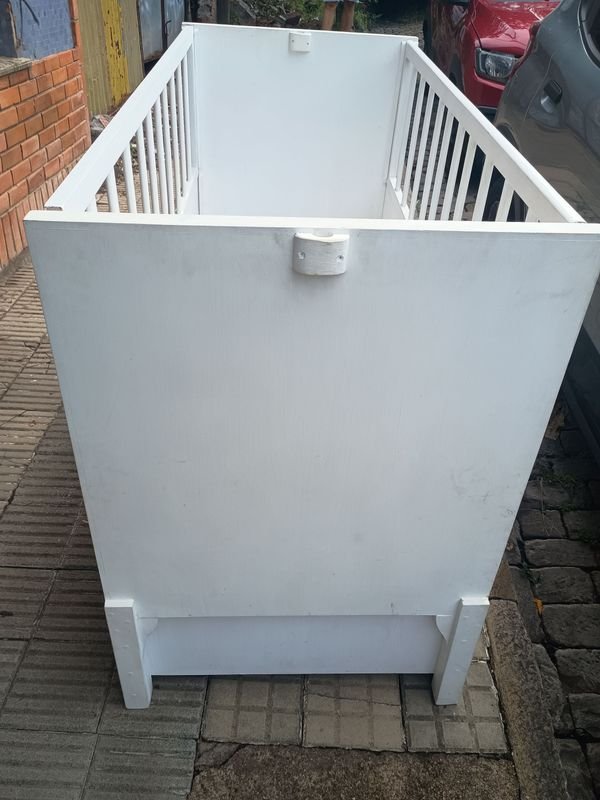 Cuna para bebé con cajón y cambiador - imagen 3
