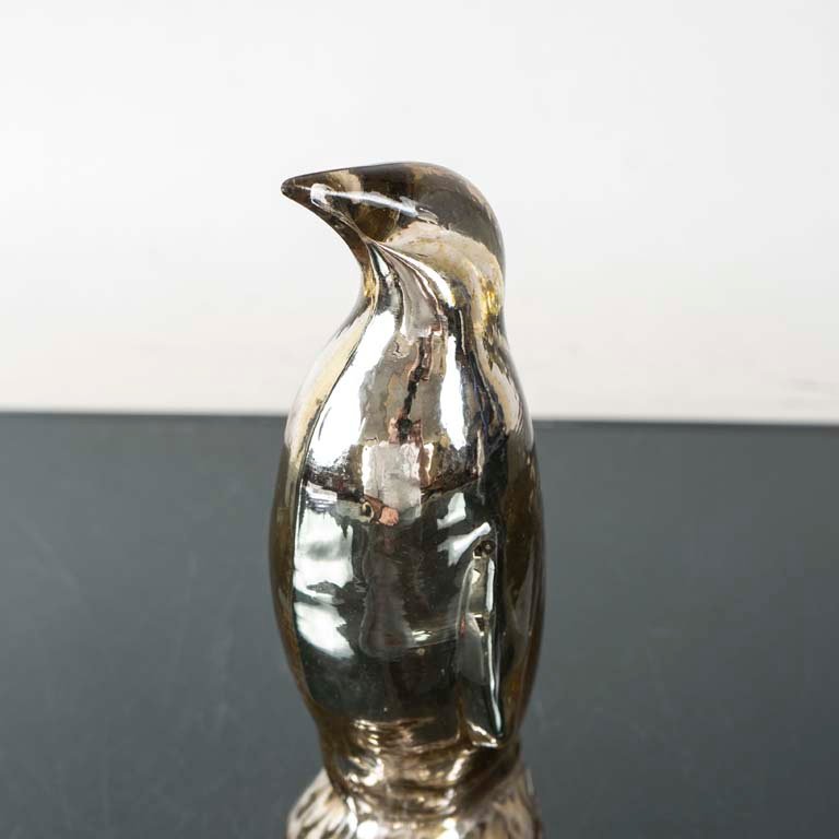 Caramelera antigua de vidrio plateado en forma de pingüino - imagen 2