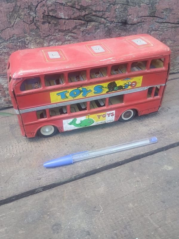 Ómnibus de Hojalata Vintage de Dos Pisos Estilo Londres