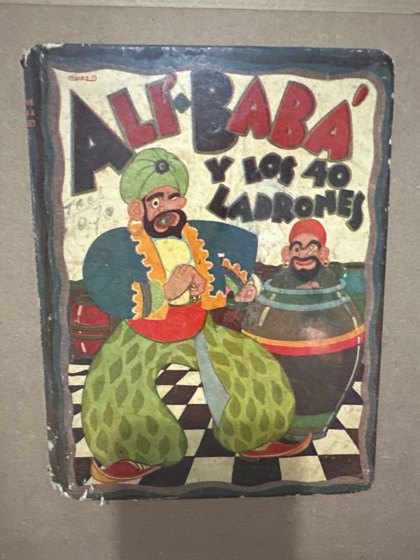 Libro "Ali Baba y los 40 Ladrones"