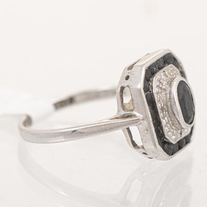 Anillo de Oro 18k con Zafiros y Brillantes - imagen 2