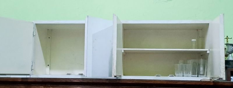 Mueble Aéreo de 3 Puertas en Muy Buenas Condiciones - imagen 3