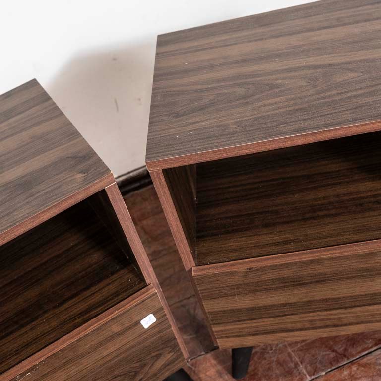 Mesitas de luz en MDF con cajón y patas de PVC - imagen 2