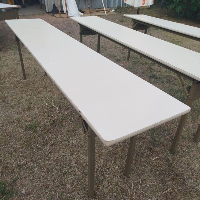 Mesas para eventos con estructura plegable en hierro - imagen 2