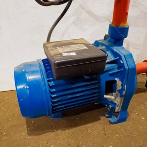 Bomba de Agua Eléctrica Ebara 1 HP - imagen 2