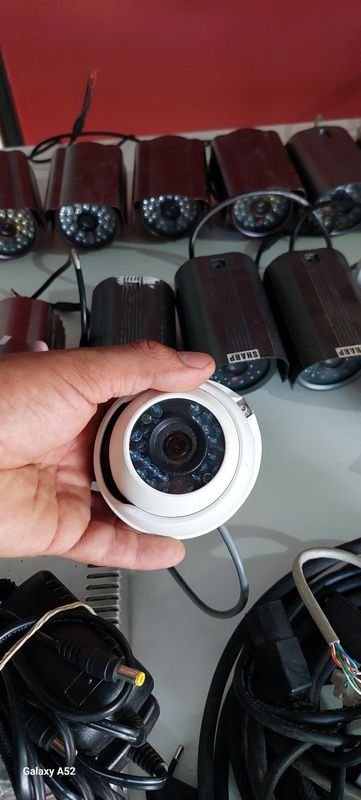 Lote de Cámaras de Seguridad en Excelente Estado - imagen 17
