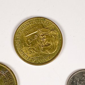 Lote de 4 monedas: Uruguay, Cuba, Perú y Estados Unidos - imagen 3