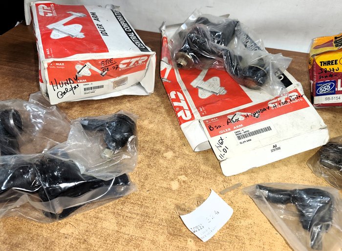 Rotulas y Brazos Auxiliares para Isuzu, Hilux y H100 - imagen 3
