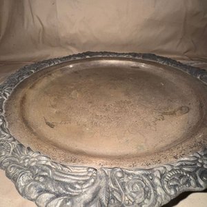 Bandeja Antigua de Servicio Estilo Clásico Ornamentado Metal Plateado Grabado Floral - imagen 2