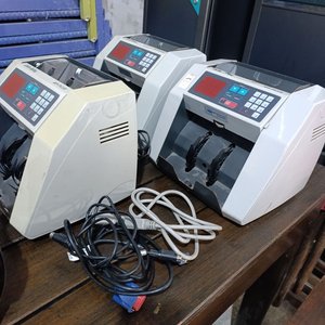 Lote de 3 Máquinas Contadoras de Billetes MF-PLUS - imagen 3