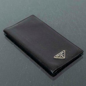 Lote siguiente: Billetera Prada de Cuero Negra para Hombre