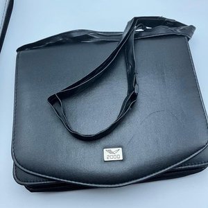 Lote de Carteras "Advantage Organizer" Negras con Agenda - imagen 2