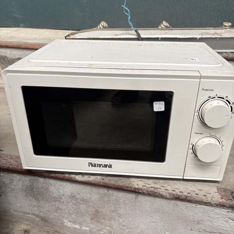 Item 2113223 - Image 0