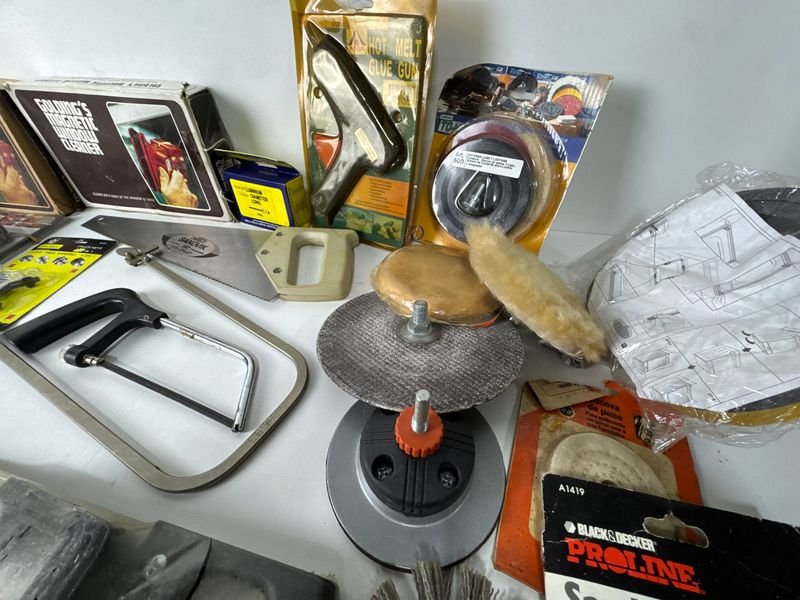 Lote de herramientas y materiales nuevos - imagen 10