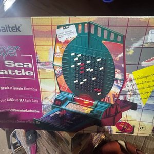 Juego Batalla Naval Electrónico Super Sea Battle Saitek Antiguo Nuevo en Caja - imagen 1