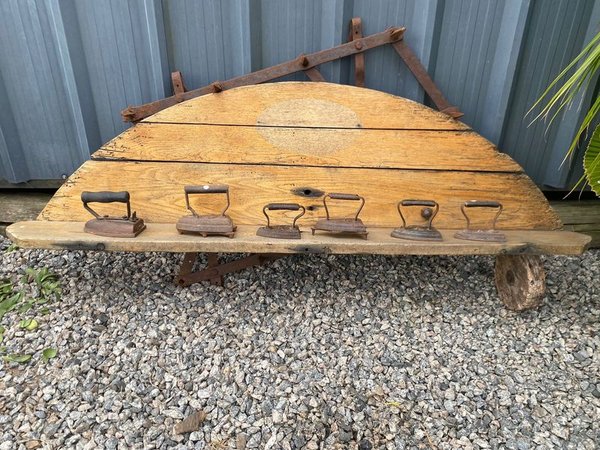 Muebles de madera y metal para decorar tu hogar - imagen 1