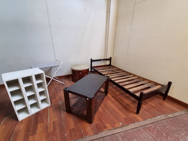 Lote De Muebles Antiguos Y Vintage