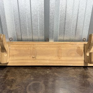 Perchero de Madera Claro con Soportes Decorativos - imagen 6