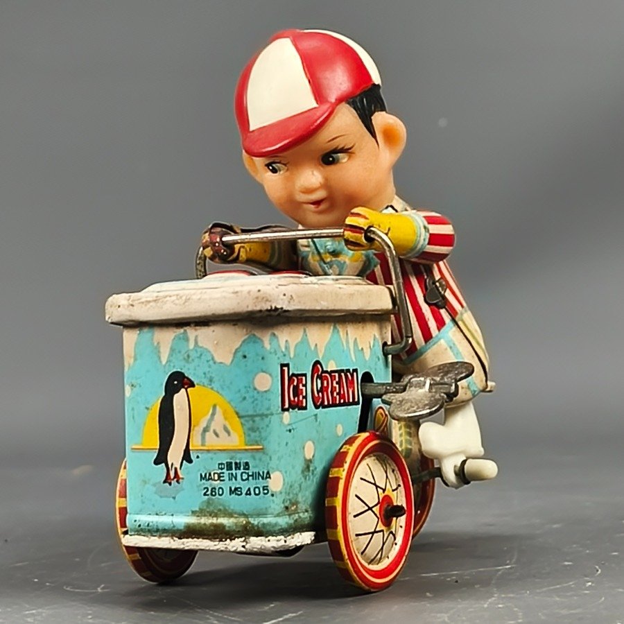 Item 17677 - Image 0