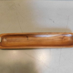 Bandeja cóncava de madera para copetín o ensaladas grande de 50 cm de largo aproximadamente - imagen 2