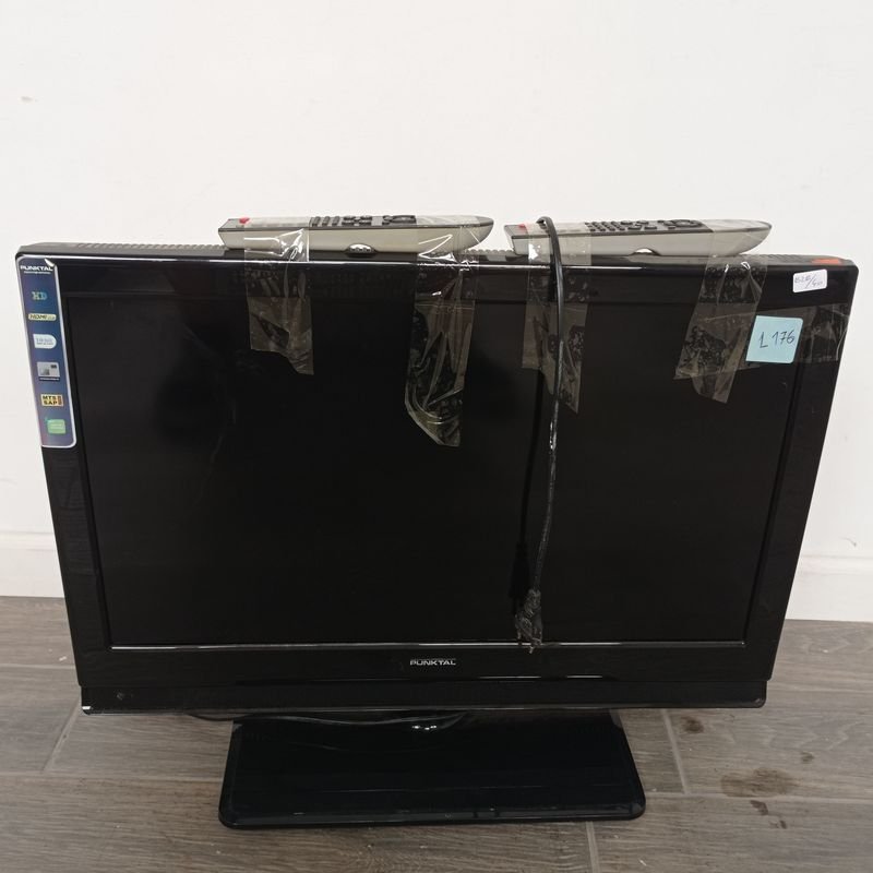 Lote siguiente: Tv Led de 26 pulgadas marca Punktal con dos controles