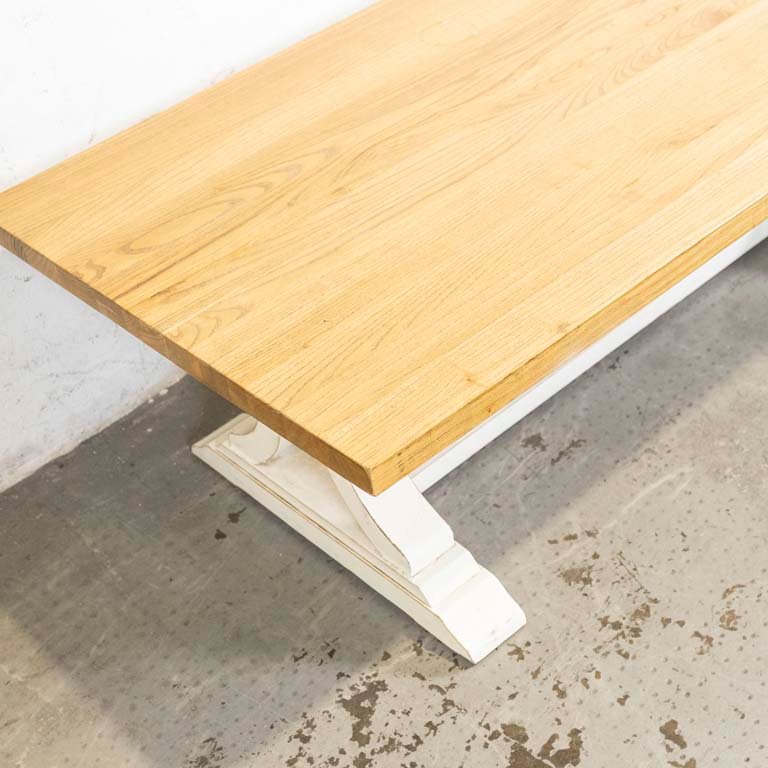 Mesa ratona con tapa de madera y patas pintadas - imagen 2
