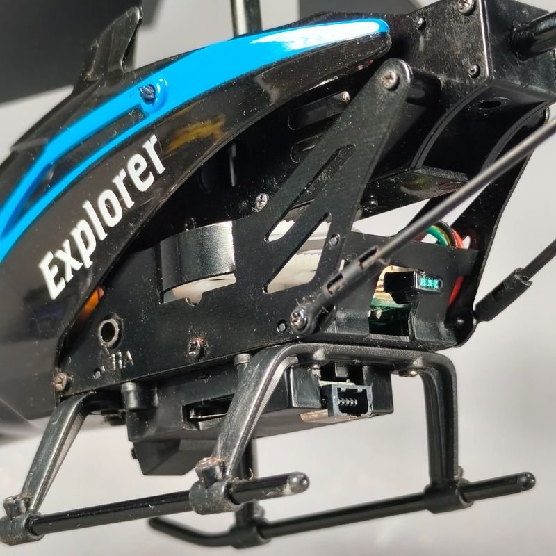 Helicópteros con cámara y control remoto - imagen 15