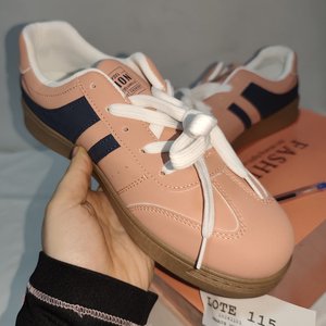 Zapatillas Deportivas Rosadas y Azules de Eco Cuero, Talle 37 (36 UY) - imagen 4