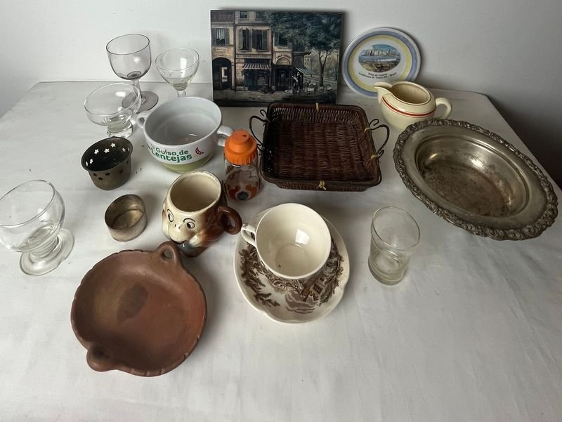 Lote anterior: Colección de artículos vintage y decorativos