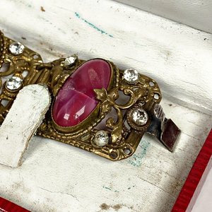Pulsera Enchapada con Piedras Rosadas y Cristales, con Estuche - imagen 5