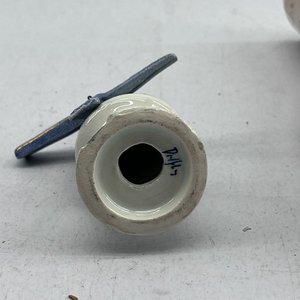 Molino Holandés de Porcelana Azul y Blanco con Detalles Dorados - imagen 5