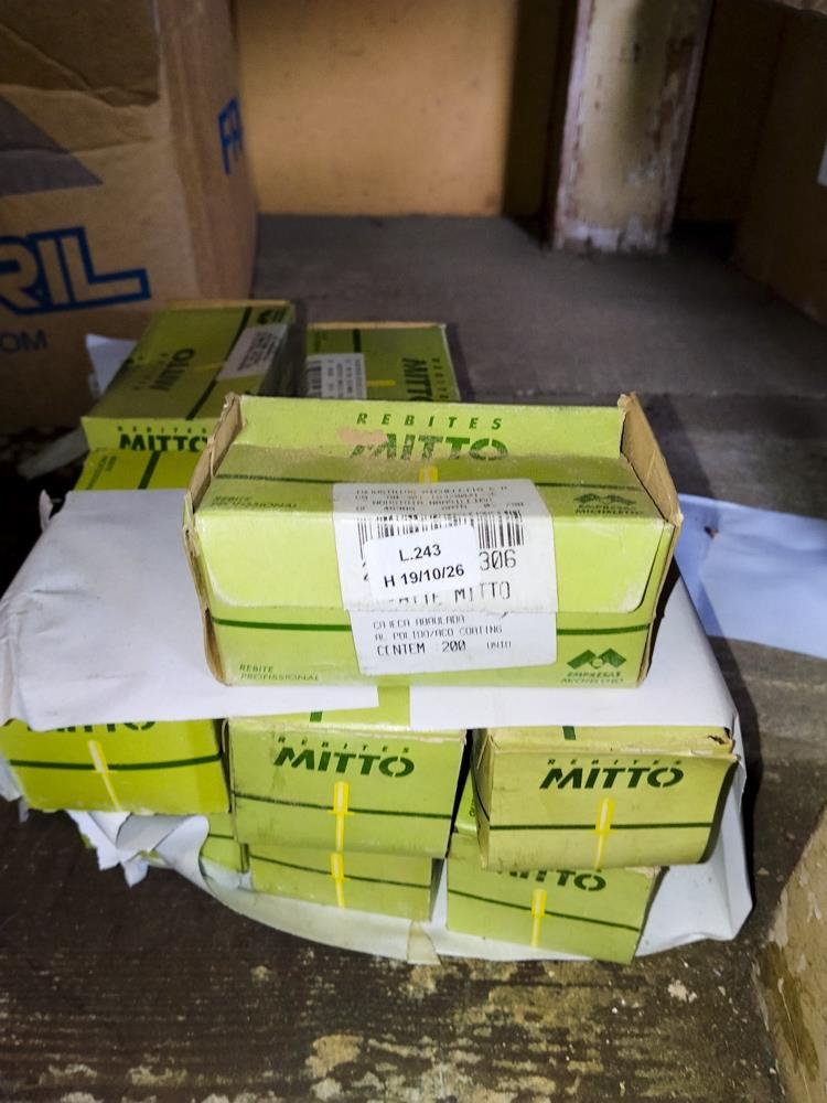 Cajas de Remaches Pop Mitto Verdes