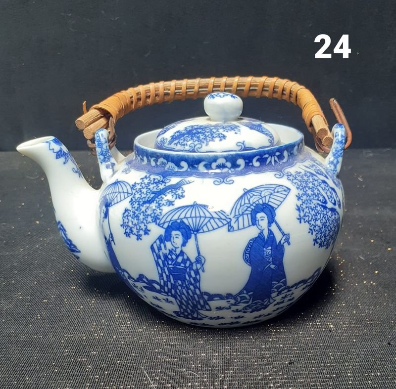 Item 892572 - Image 0