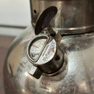 Farol Alemán Tipo Primus a Queroseno con Vidrio y Manómetro - imagen 6