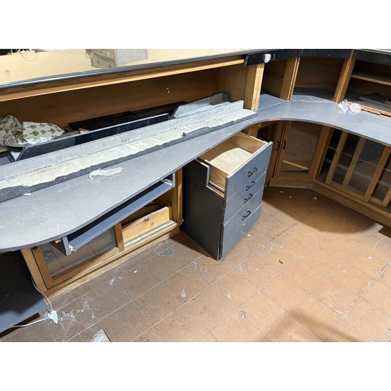 Item 2102410 - Image 1