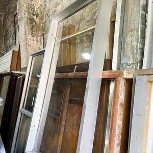 Dos Ventanas Fijas de Aluminio y Vidrio Usadas - imagen 1