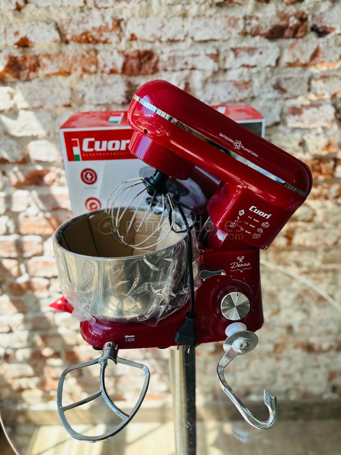 Batidora Planetaria Eléctrica Cuori Donna Roja