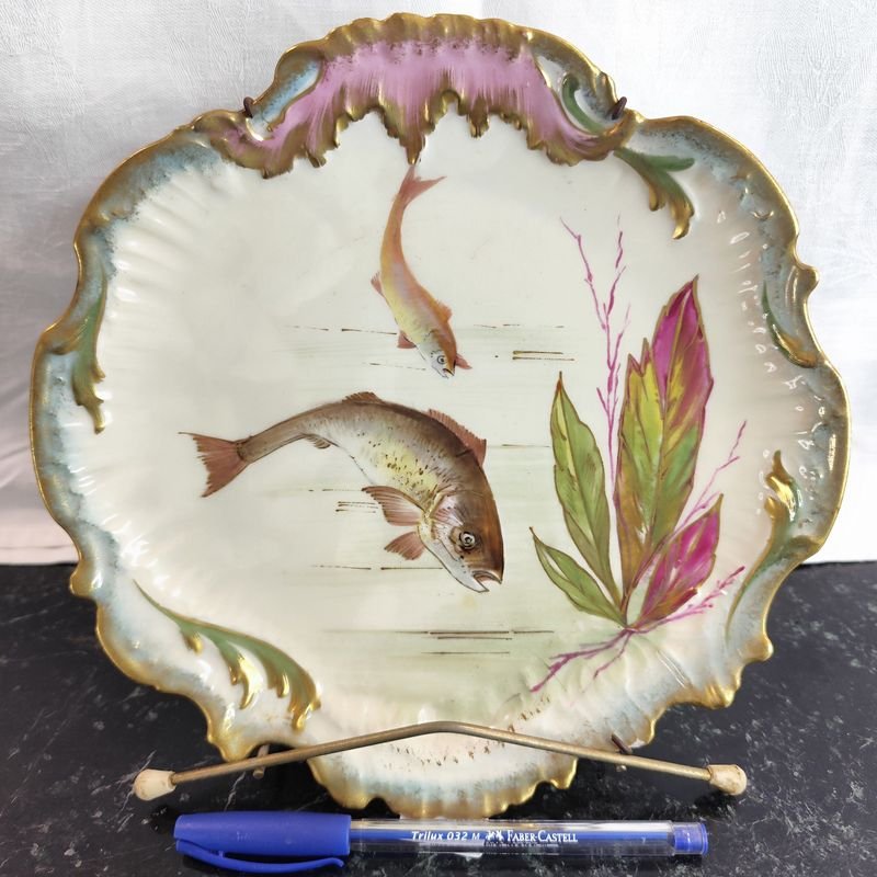 Lote siguiente: Plato pintado a mano LIMOGES MARCEL REDON con soporte para colgar