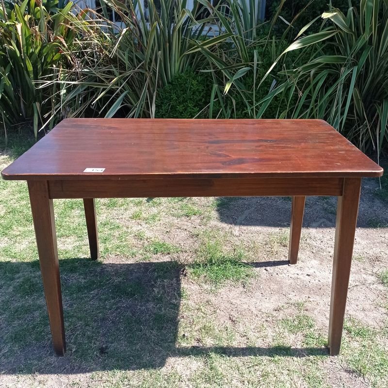 Lote anterior: Mesa de madera para hogar