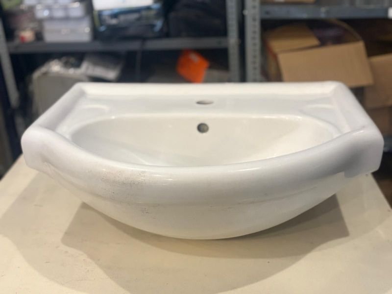 Pileta de baño loza en excelente condición - imagen 2