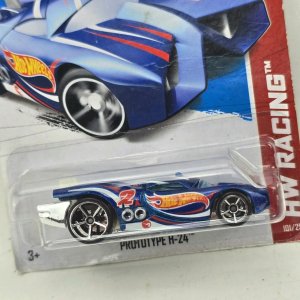 Hot Wheels Prototype H-24 HW Racing Auto a Escala - imagen 2