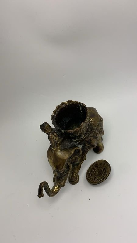 Estatua de elefante en bronce - imagen 2