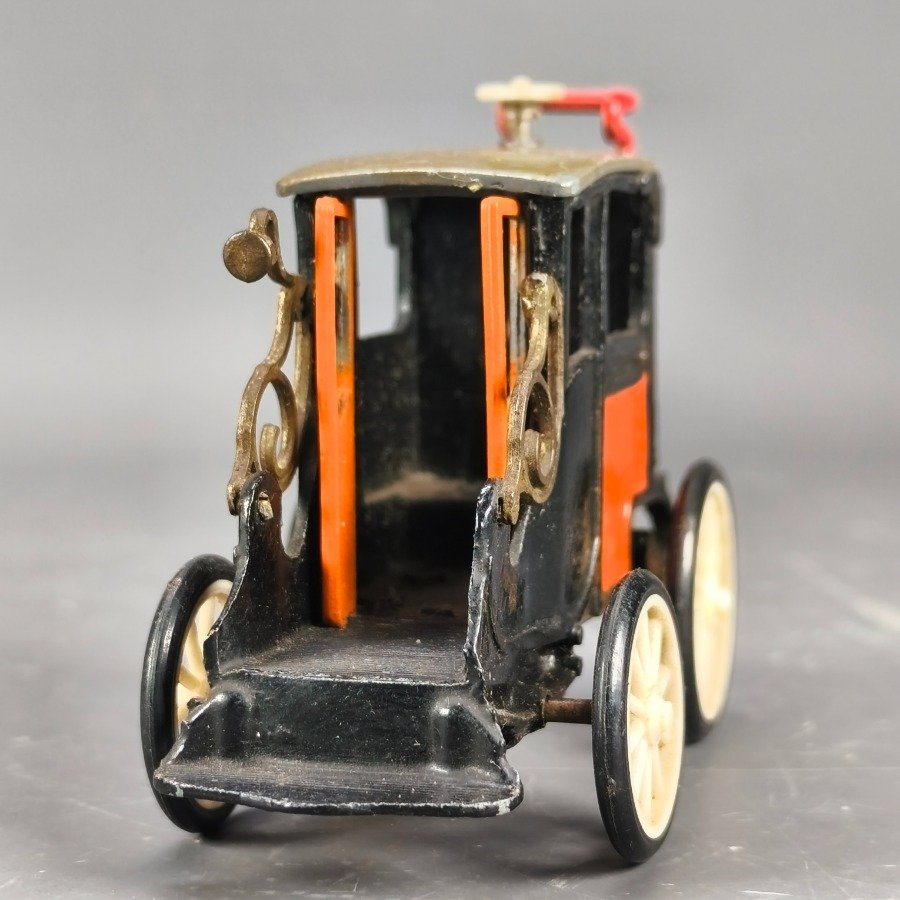 Item 17729 - Image 4