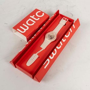 Lote anterior: Reloj Pulsera Omega Swatch Marfil con Caja y Garantía