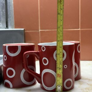 Conjunto de 14 Tazas Cerámicas: Nescafé, Coca-Cola y Diseños Festivos - imagen 19