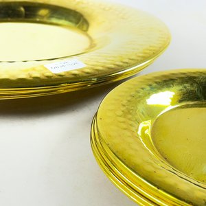 Conjunto de 11 Platos Bronceados con Diseño Martillado - imagen 3